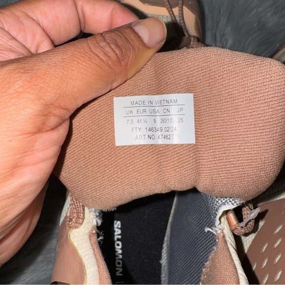 NWT Salomon X Ultra 360 Edge Mid Boot - Women's SIZE 9 - Picture 7 of 10